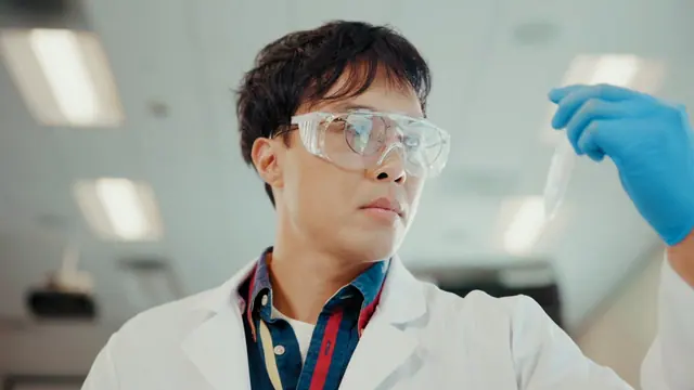 Still from qPCR for Thermo Fisher Scientific